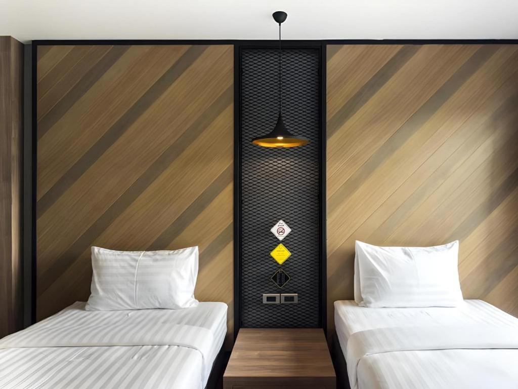 The Circle Hotel Buriram Exterior foto