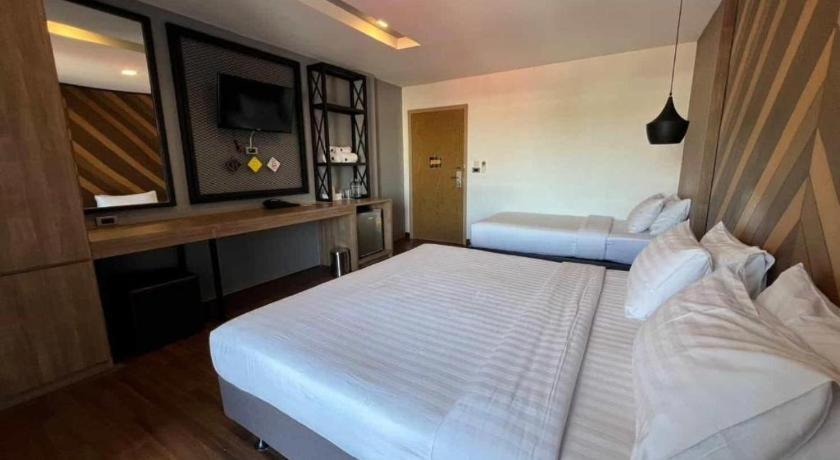 The Circle Hotel Buriram Exterior foto